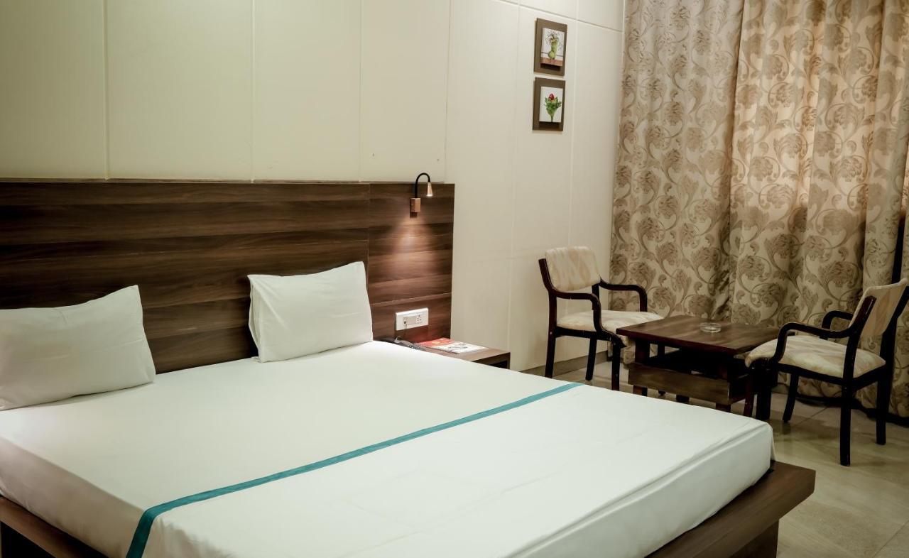 Hotel Highway King Behror Экстерьер фото